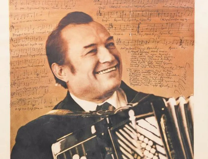 ya-s-pesnyami-vam-serdtse